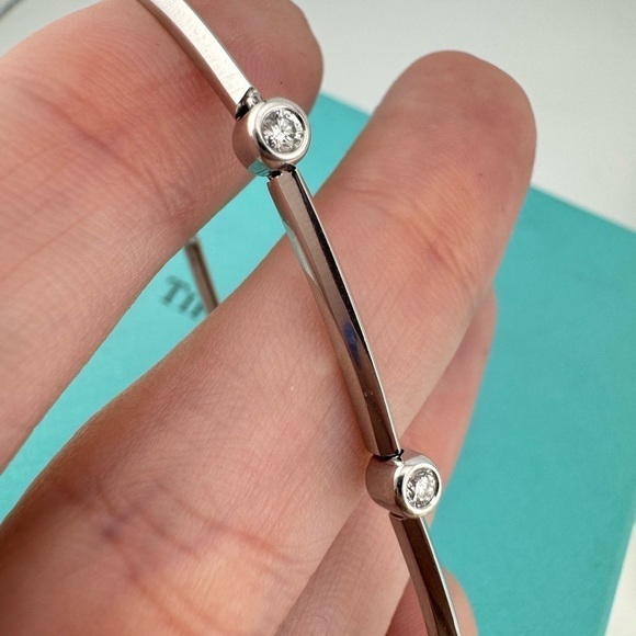 RARE Vtg. Tiffany & Co. Platinum Knife Cut Diamond Bezel Station Bracelet - Picture 5 of 7